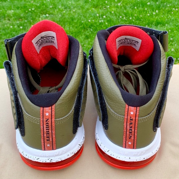 SOLD: Nike Air Max Soldier V - Iguana/Max Orange - Picture 4 of 5